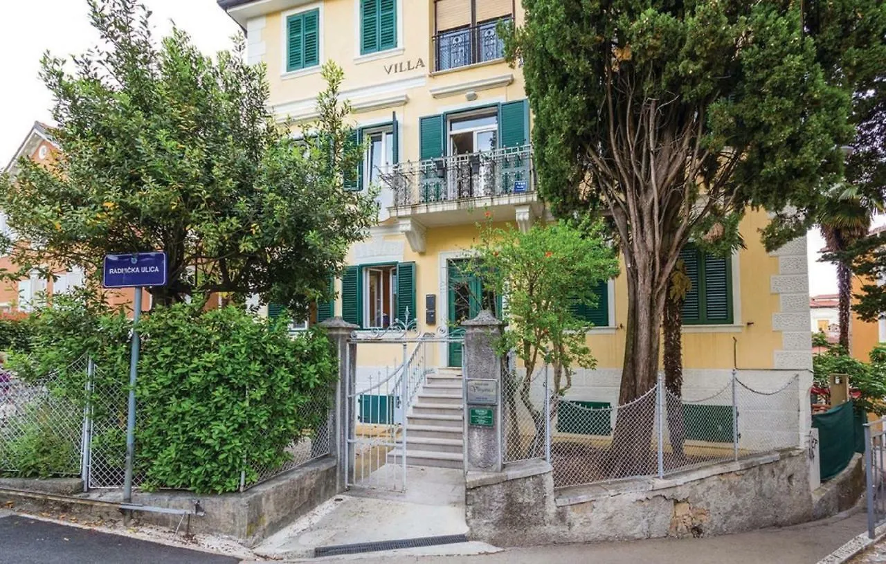 Apartment Santis Opatija